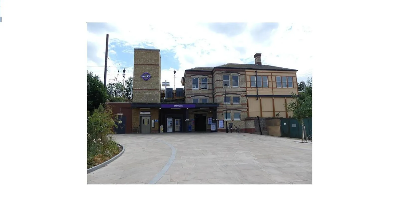 Chillville 71 A Greenford Avenue London, W7 1Lj 0*, Greenford (Greater London) United Kingdom
